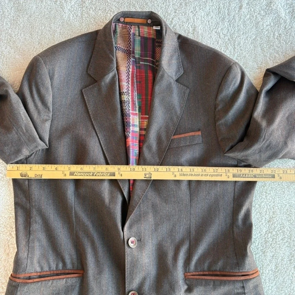 Robert Graham Mens Brown Pinstripe 100% Wool Blazer Jacket Plaid Lining Size 42‎